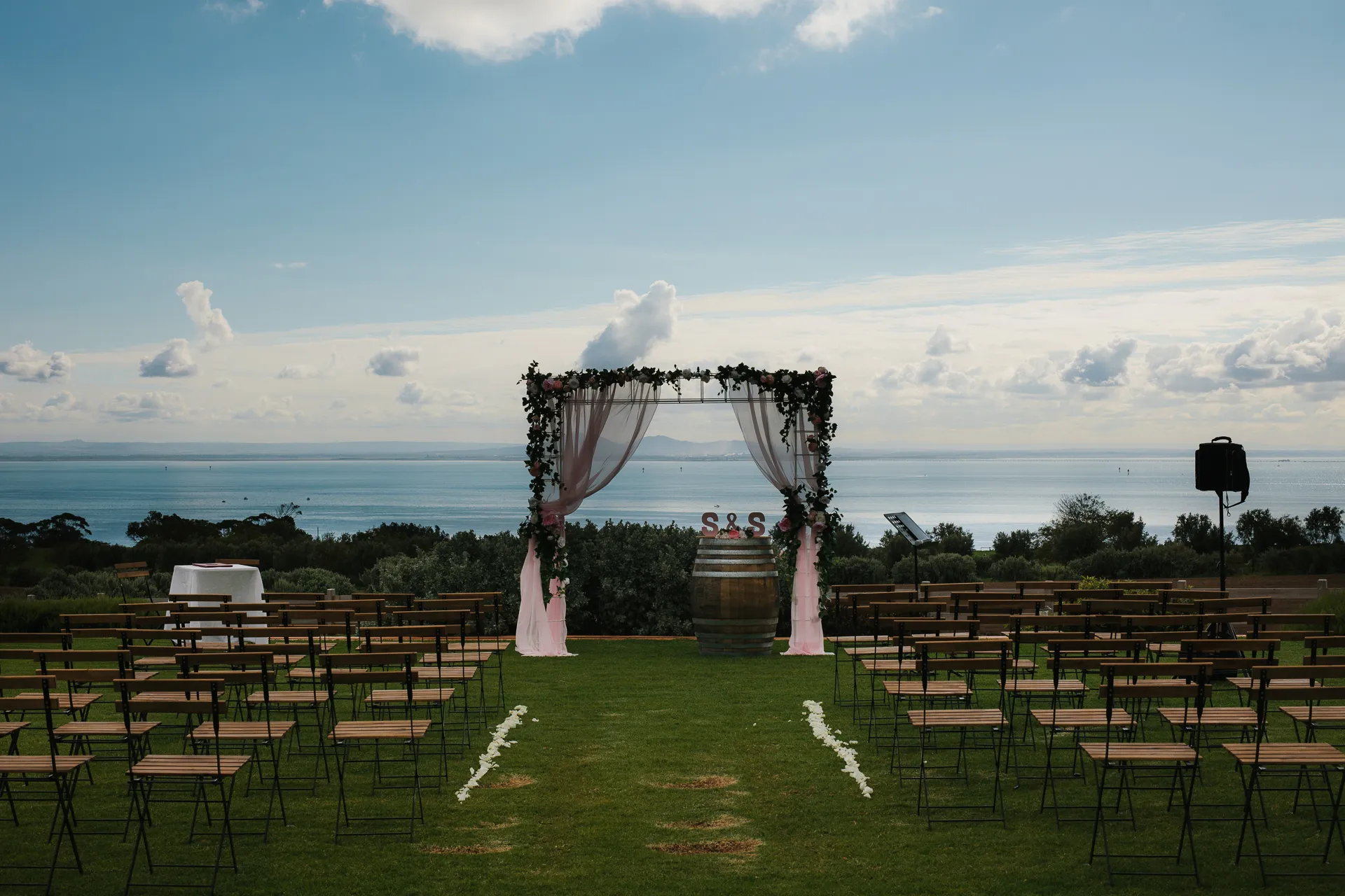Samantha & Simon, wedding photograph 18