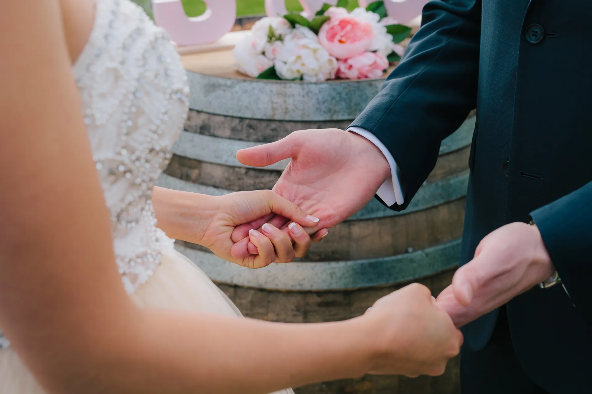 Samantha & Simon, wedding photograph 35