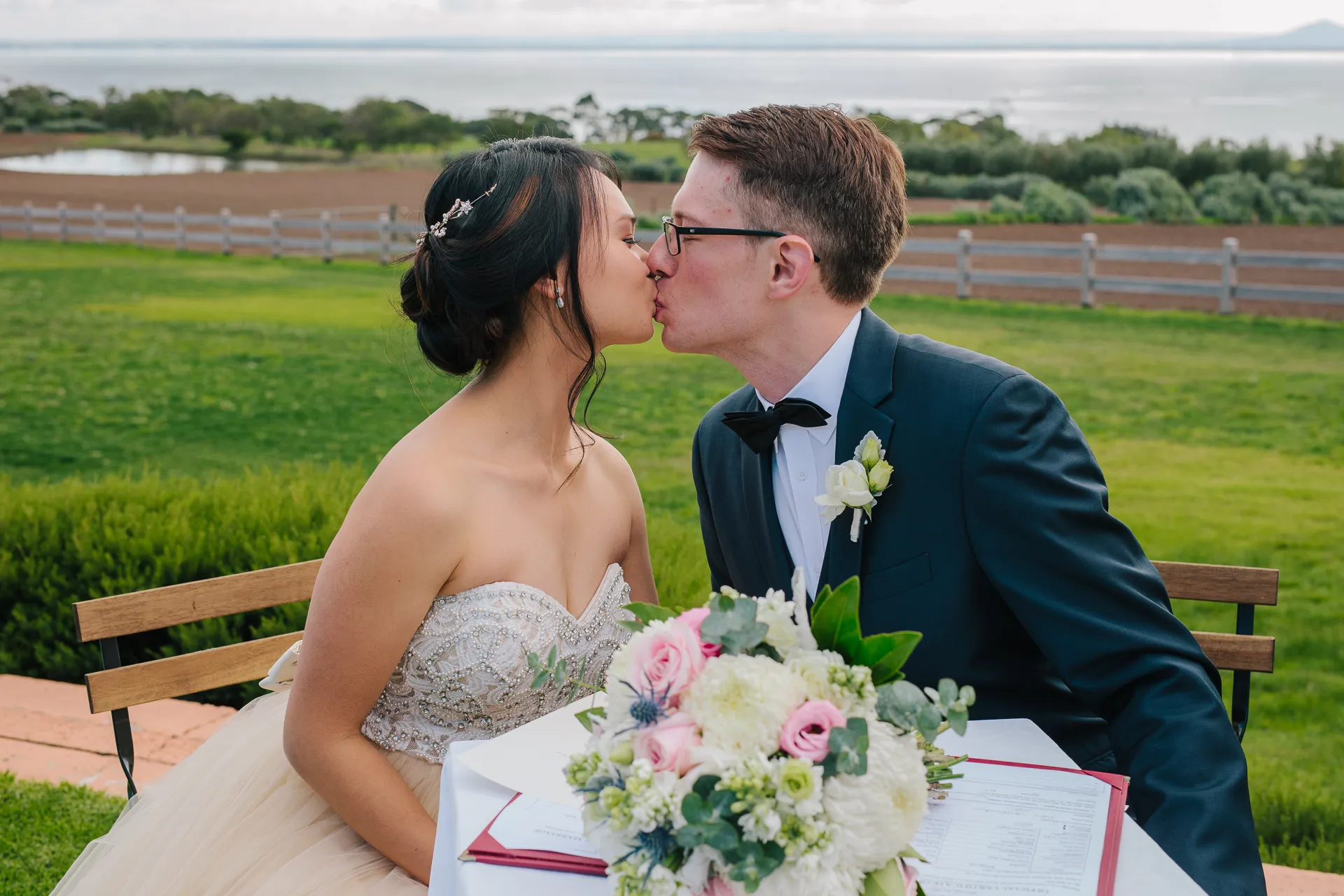 Samantha & Simon, wedding photograph 48