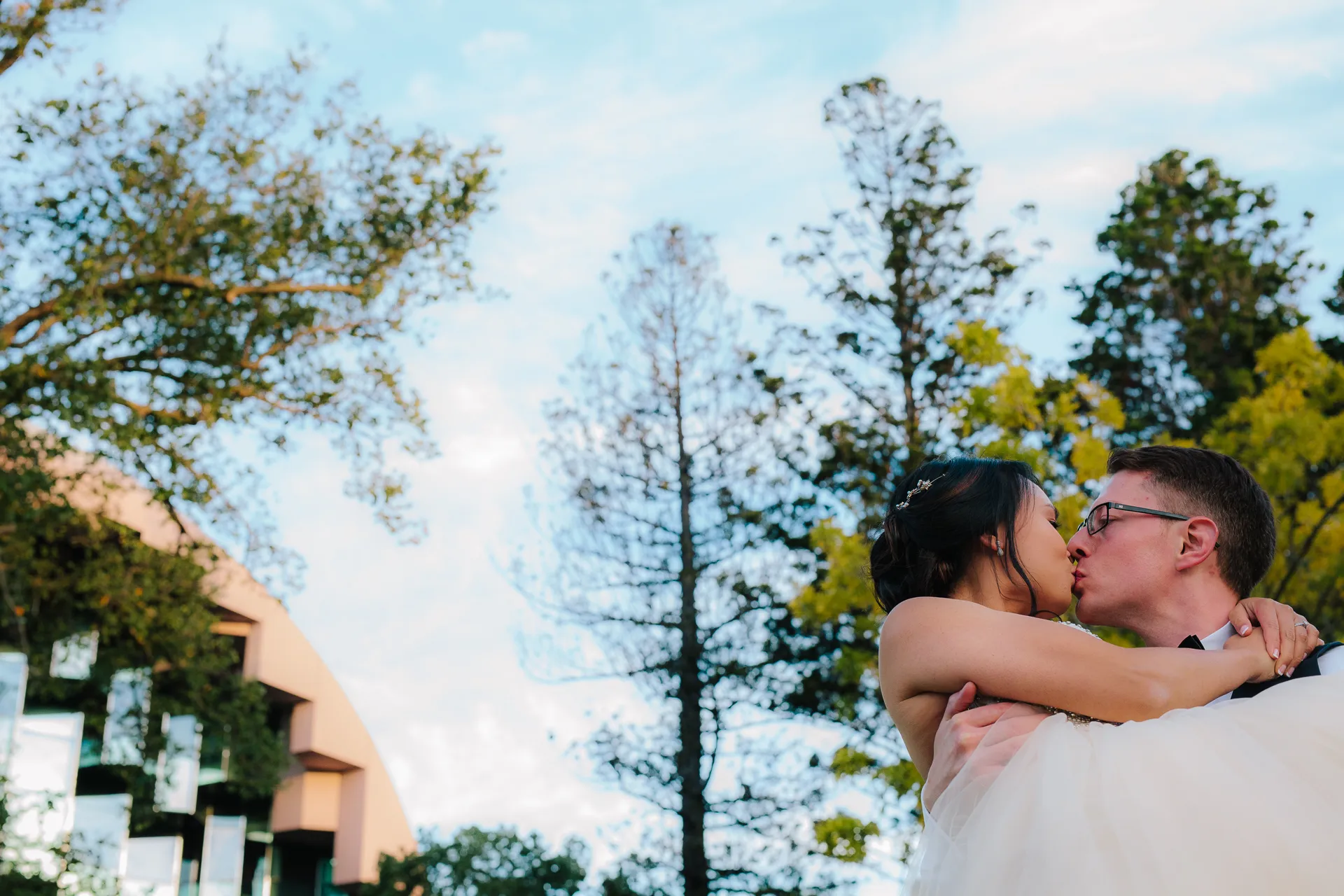 Samantha & Simon, wedding photograph 84